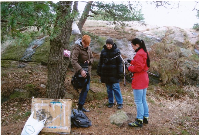 Nina, Birgitta, Martina dokumenterar